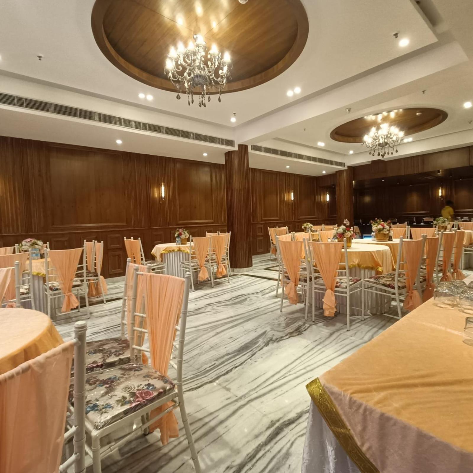 Hotel City Heart Premium Chandīgarh Exterior foto