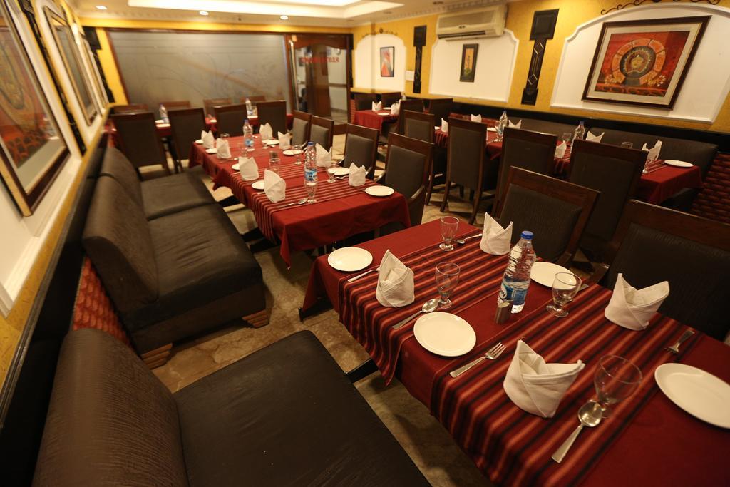 Hotel City Heart Premium Chandīgarh Exterior foto