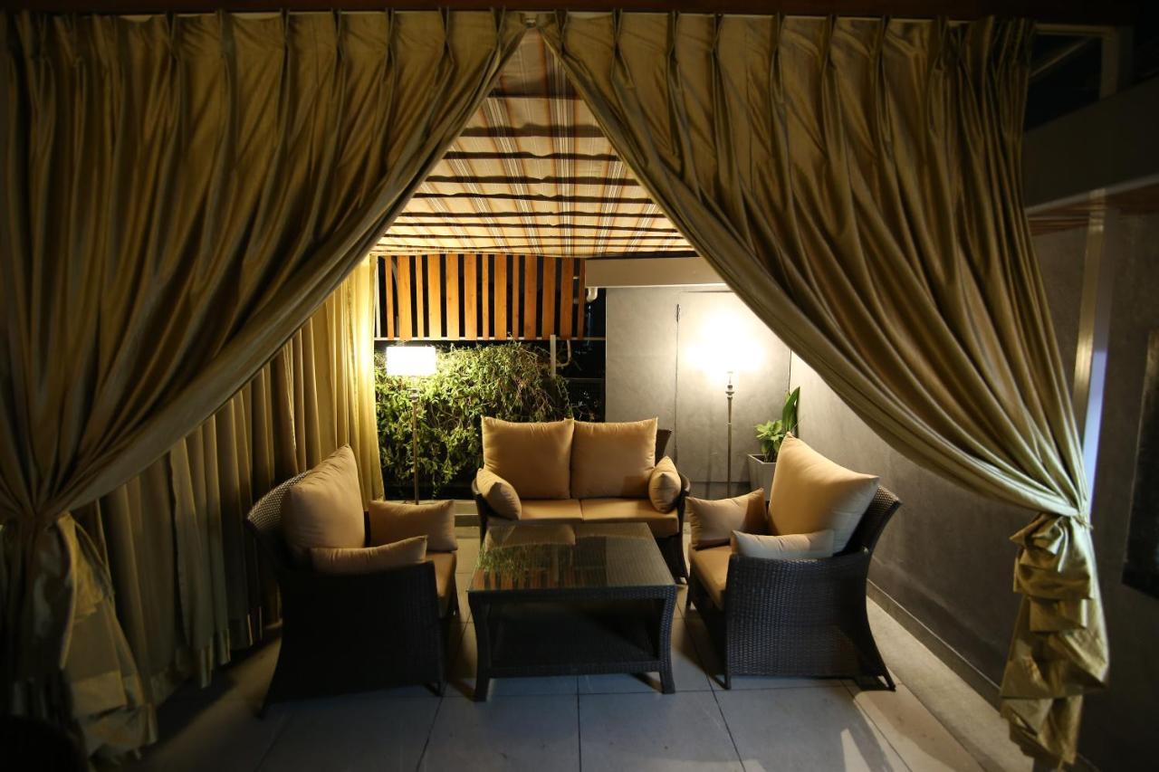 Hotel City Heart Premium Chandīgarh Exterior foto