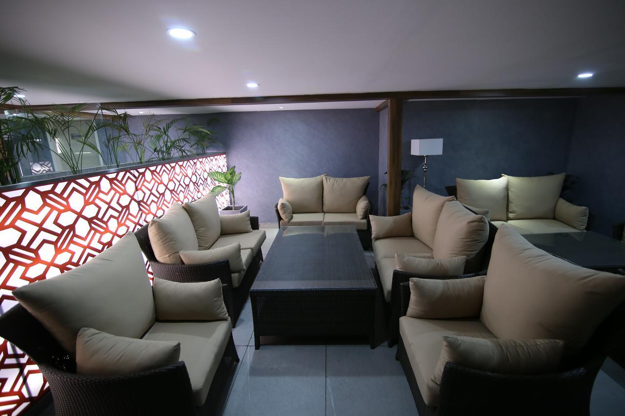 Hotel City Heart Premium Chandīgarh Exterior foto