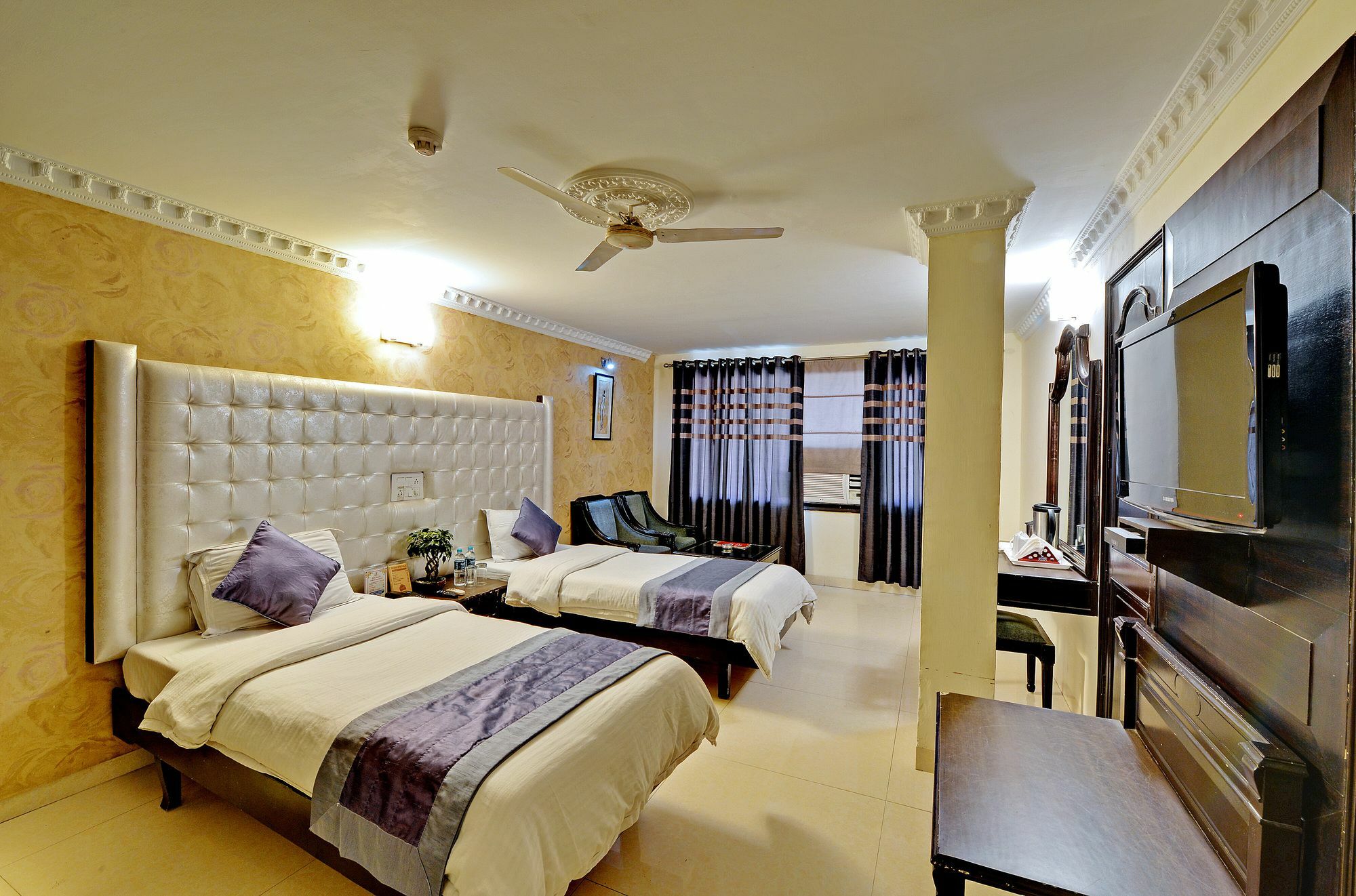 Hotel City Heart Premium Chandīgarh Exterior foto